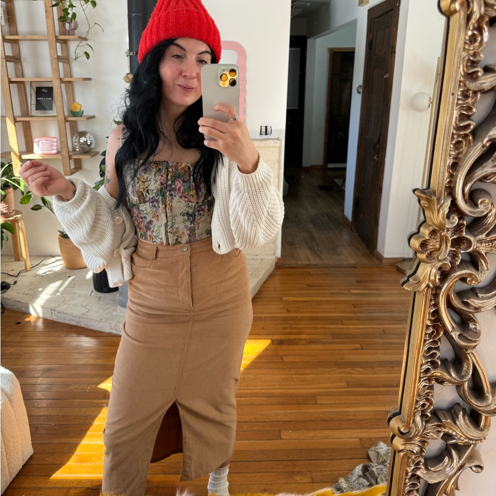 Corduroy midi skirt with front slit